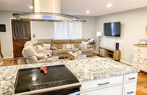 Pinetop House | Dam Fun Cabin