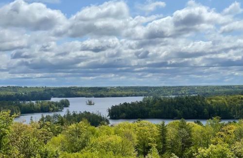 Jefferson House | Damariscotta Lakefront 3BRplus