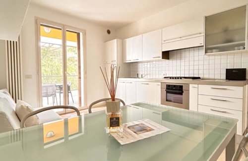 Riccione Apartment | Damian Church Flexrent-Abissinia