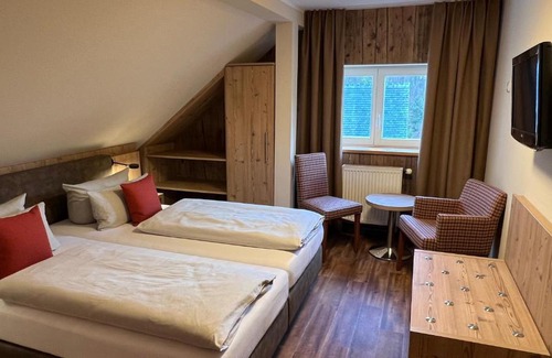Jonsdorf Hotel | Dammschenke Gasthof & Hotel