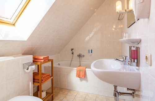 Jonsdorf Hotel | Dammschenke Gasthof & Hotel