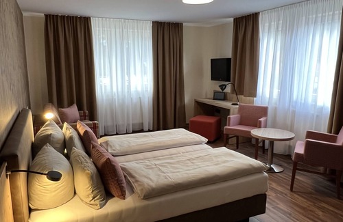 Jonsdorf Hotel | Dammschenke Gasthof & Hotel