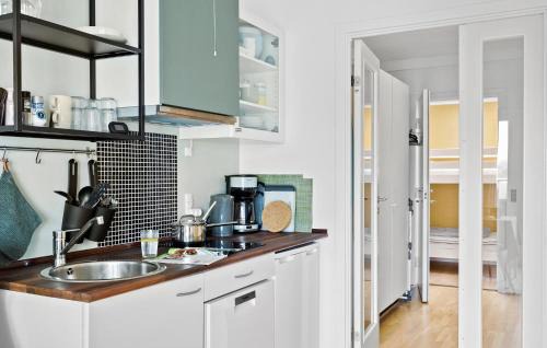 Akirkeby Apartment | Dams På Bakken