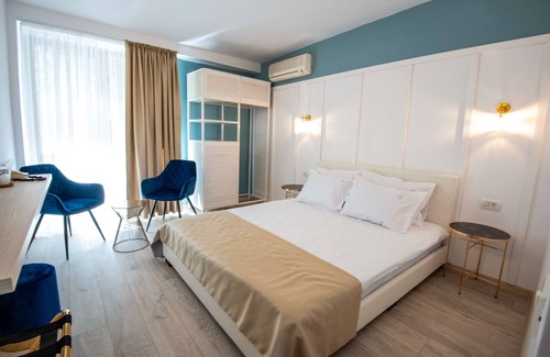 Venus Hotel | Dana Resort