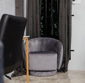 Kingstown Apartment | Dana's Perch - Modern Studio Apartment 1