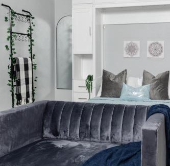 Kingstown Apartment | Dana's Perch - Modern Studio Apartment 1