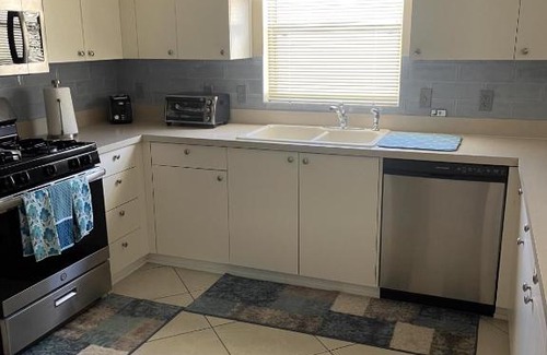 Bonnybrook Villa | Danbury - Courtyard Villa By Lake SumterVillagepeople