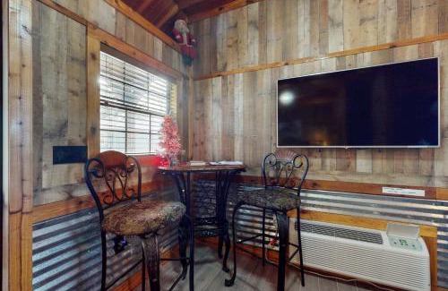 Ledbetter House | Dancer - Reindeer Ranch at Round Top