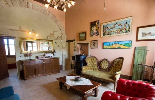 Mondavio Villa | Dancing Flower Villa with Jacuzzi and Gazebo