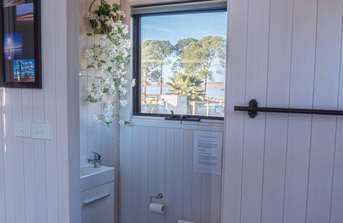 Cameron House | Dandelion Retreat Sum