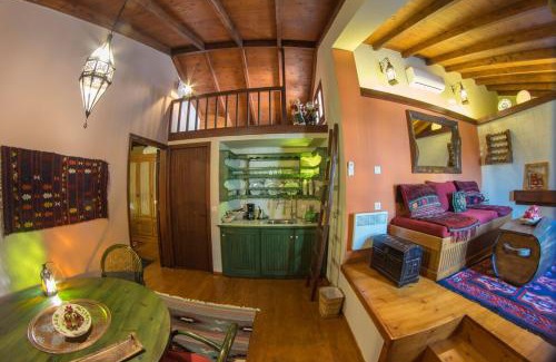 Amfikleia-Elateia House | Dandy Villas Amfiklia - Guest House Dafne - Garden