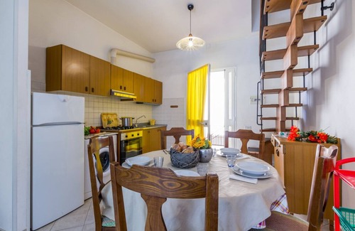 Ronchi Apartment | Daniela 1 100m From Sea, Marina di Massa, Italy