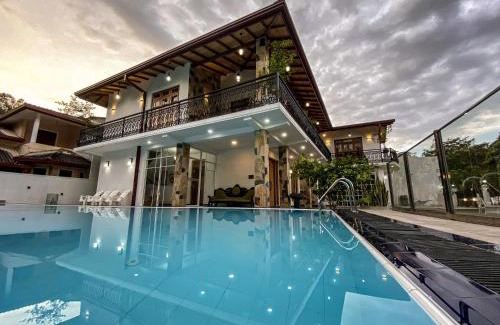 Akurana Hotel | Danisco Leisure Bunglow