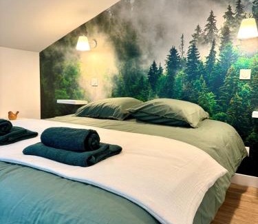 Chateauneuf-du-Faou Apartment | Dans la foret