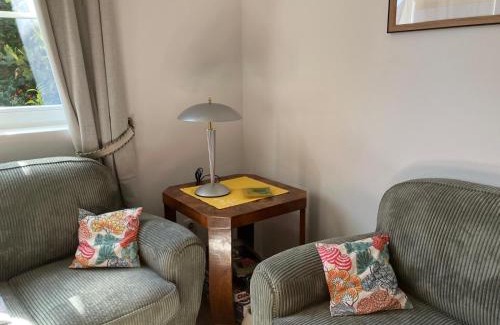 Martailly-Les-Brancion House | Dans le village médiéval