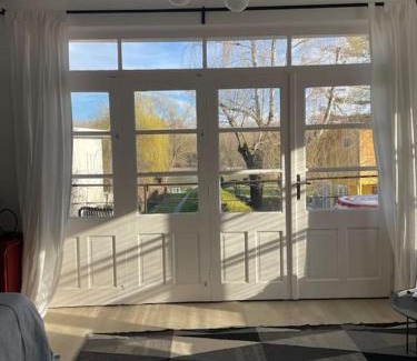 Szentendrei House | Danube Lupa Island holiday home-close to Budapest