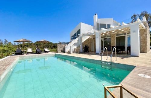 Roda Villa | Danune Luxury Beachfront Villa with private pool by DadoVillas