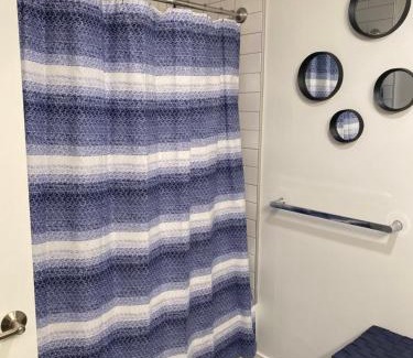 Sacramento Apartment | Dapper down