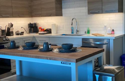 Sacramento Apartment | Dapper down