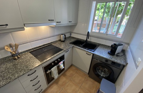 Mas Pinell Ski Chalet | Daró 2D 167 - Community pool, corner house, A/C