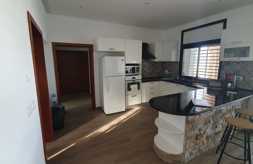 El Maamoura Villa | DAR BHAR DAROUFA (Renovated seaside house)