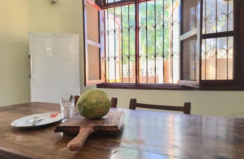 Dar es Salaam House | Dar es Salaams, A private 2 Bedroom modern house 20 minutes from the Beach.