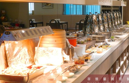 East District Hotel | Dar Lon Hotel