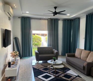 Taman Dusun Nyior Villa | Daria Homestay Seremban
