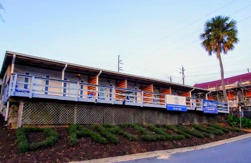 Darien Hotel | Darien Dockside Inn