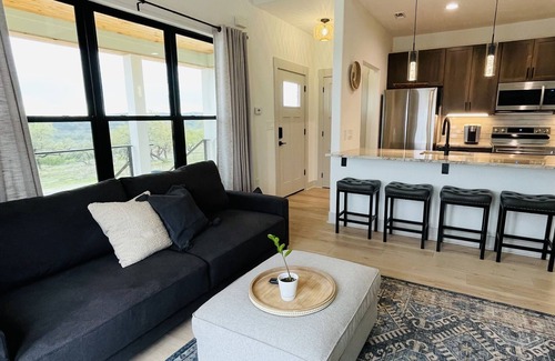 Canyon Lake Cottage | Dark Sky Community Near Canyon Lake!