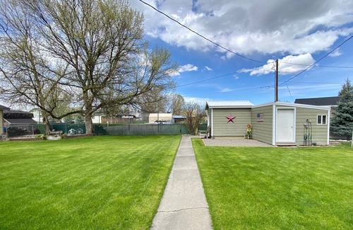 Billings House | Darling well appointed home in family neighborhood
