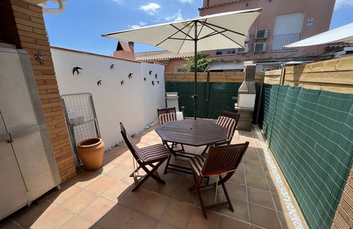 Mas Pinell Ski Chalet | Daró 2D 36 - Pool, 250m away from the beach