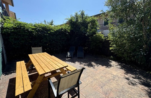 Mas Pinell Ski Chalet | Daró 3D 48 - close to the beach, A/C, WiFi and parking