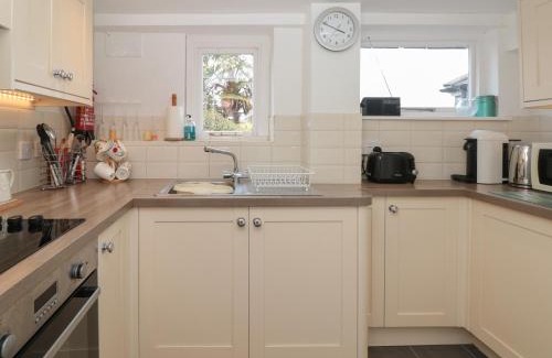 Dittisham House | Dart Cottage