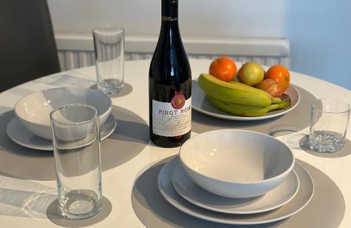 Dartford Apartment | Dartford Luxurious House with Parking - Netflix - Wi-Fi