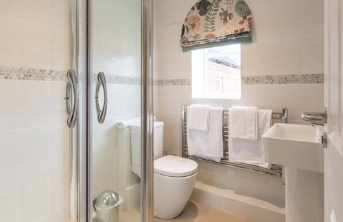 Shrewsbury Bed & Breakfast | Darwin's Townhouse