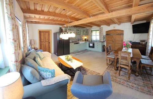 Tormafolde House | Darya Pince