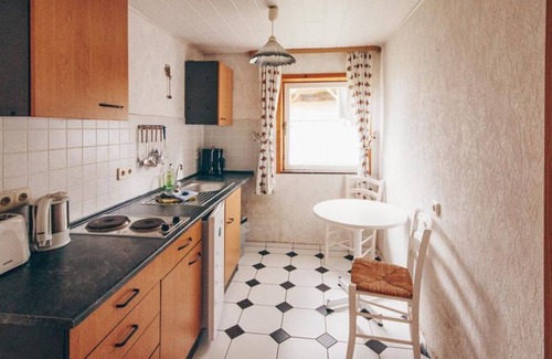 Ilmenau Apartment | Das Blaue Wunder - Bungalow 20 Last Minute - Naturcamp Meyersgrund -