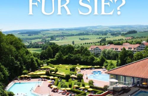 Bad Griesbach-Therme Apartment | Das CLASSIQUE Galerieappartement - Wohlfühlen auf zwei Etagen, TV, ruhiger Balkon, Poseidon Therme im Haus, sowieso Kinder und Vierbeinerfreunde willkommen, Parkgarage