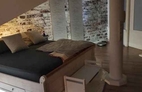 Alt-Moisling/Genin House | Das Haus am Kanal