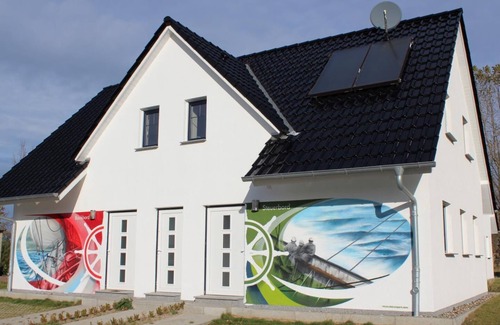 Nienhagen House | Das Moderne Ferienhaus " Backbord " Bietet Platz für Max. 7 Personen. Es ist Ideal für die Familie mit Kindern, Denn es Verfügt U.a. Über 2 Duschbäder