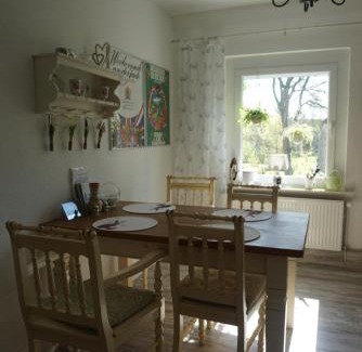 Neuengroden Apartment | Dat Wittsche Hus - Ferienwohnung an der Nordsee