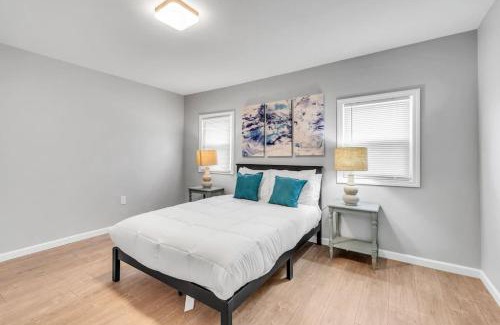 Atlantic City House | Dave and Busters, Outlets, Convention Center across street w Parking - Sleeps 15