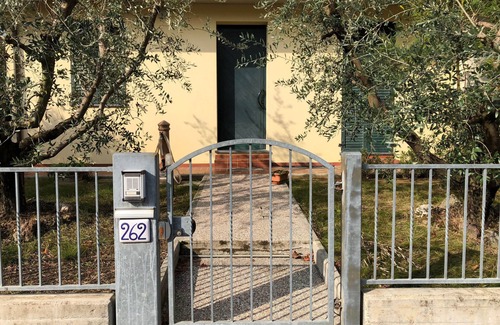 Castel Bolognese House | Dave's Apartment - Italian Modern House
