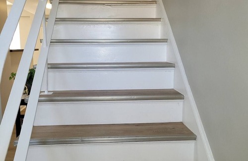 Joslyn Castle Apartment | Davenport Dwelling Unit 9 Midtown 3BD