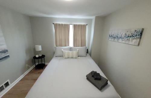 Joslyn Castle Apartment | Davenport Dwellings 14-3Bd 2Bath in Midtown