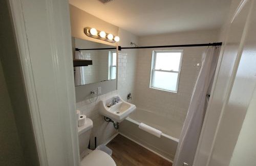 Joslyn Castle Apartment | Davenport Dwellings 14-3Bd 2Bath in Midtown