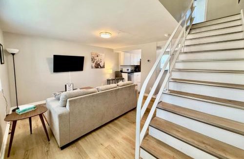Joslyn Castle Apartment | Davenport Dwellings-Midtown 3Bed
