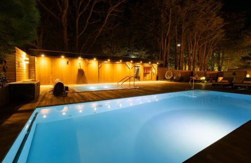 Hassocks Hotel | David Lloyd Wickwoods