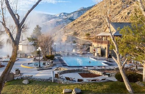 Genoa Condo | David Walley's Resort, 1br suite, Sunday check-in